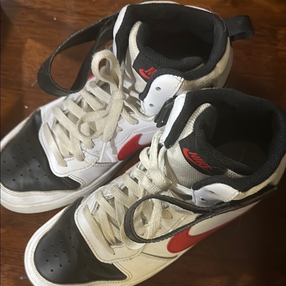 Nike Kids Sneakers - White, Black, Red